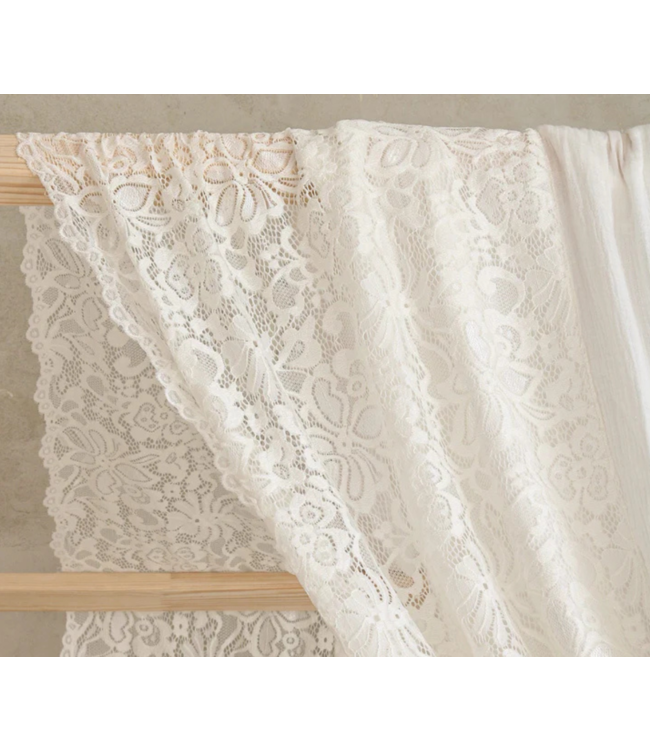 Bedhemel in boho-stijl voor Montessori huisbed