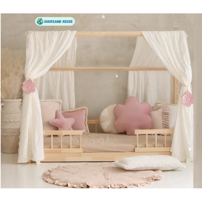 Bedhemel in boho-stijl voor Montessori huisbed