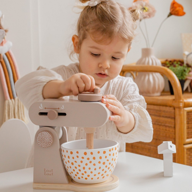 Houten keukenmixer voor kinderen met accessoires, duurzaam en veilig