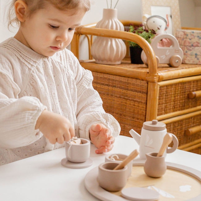 Wooden tea set in nougat color for endless play fun