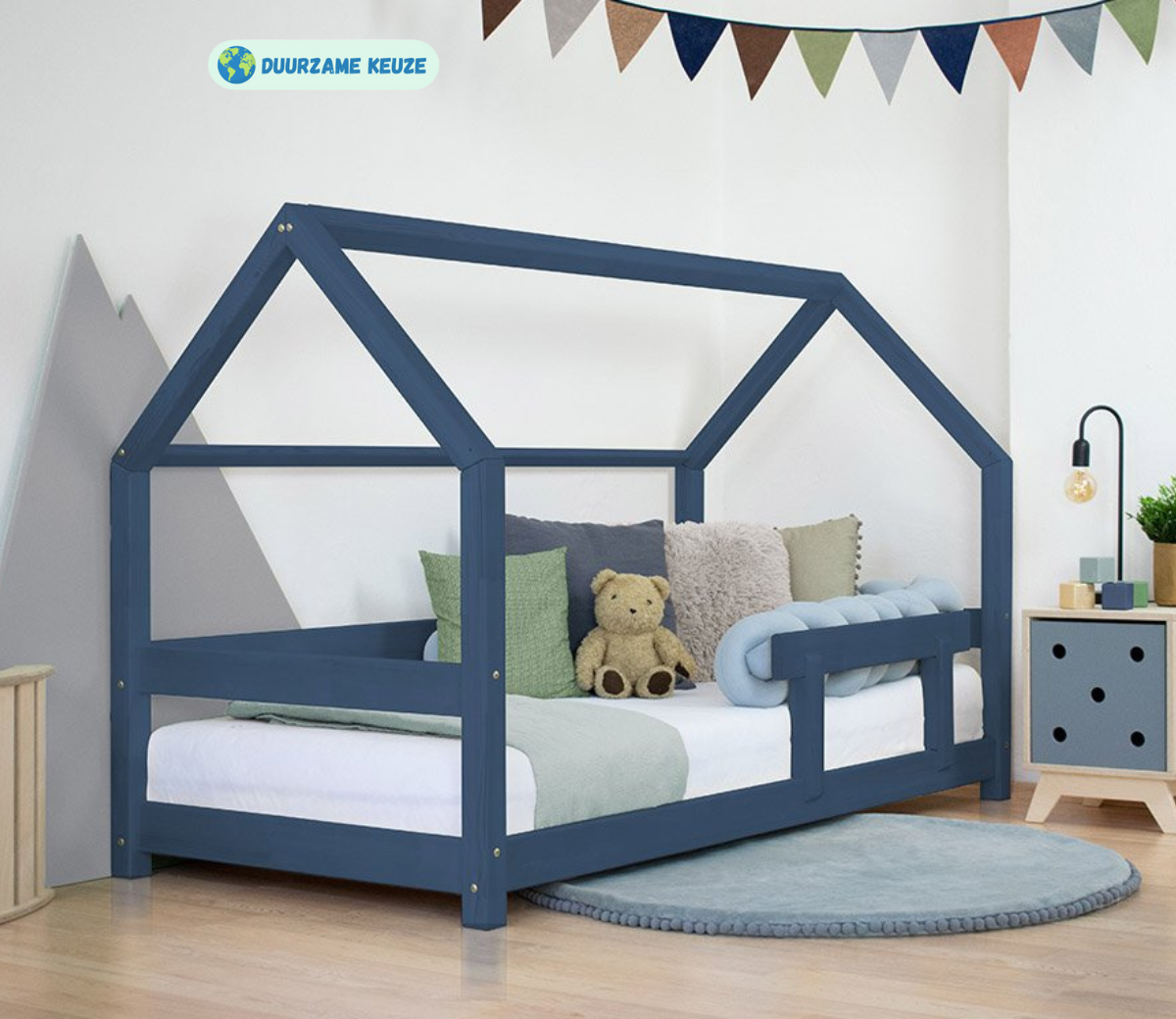 https://cdn.webshopapp.com/shops/353549/files/468585557/huisbed-hout-tery-90-x-200-cm-blauw.png