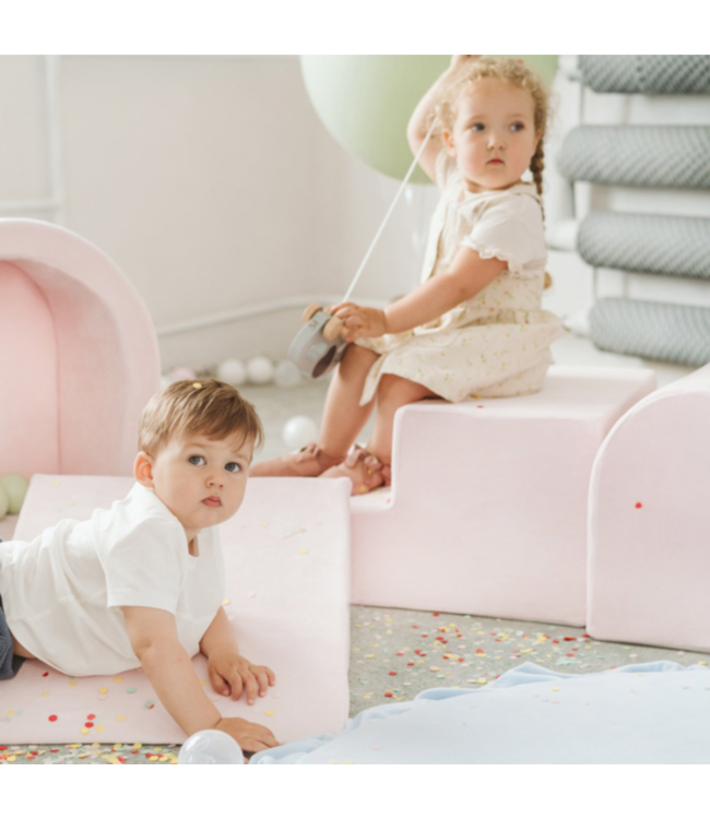 Roze foam blokken set met mini ballenbak voor kinderen