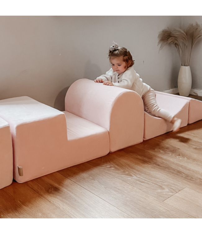 Roze foam blokken set met mini ballenbak voor kinderen