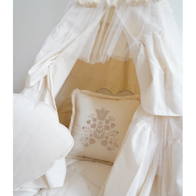 Teepee tent with fringes and delicate embroidery – Ecru | Stylish centerpiece for the kids’ room