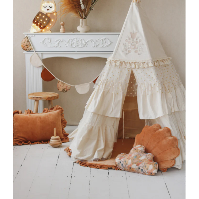 Tapis de jeu en velours doux avec volants – Caramel | Luxueux et élégant