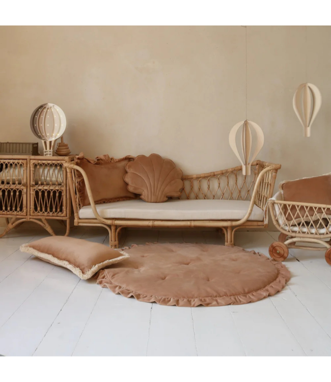 Zacht vloerkleed kinderkamer in abrikoos met franjes – velvet speelmat uit de Soft Touch collectie