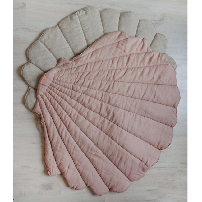Schelpvormig speelkleed van linnen – Roze | Zacht, stijlvol en speels