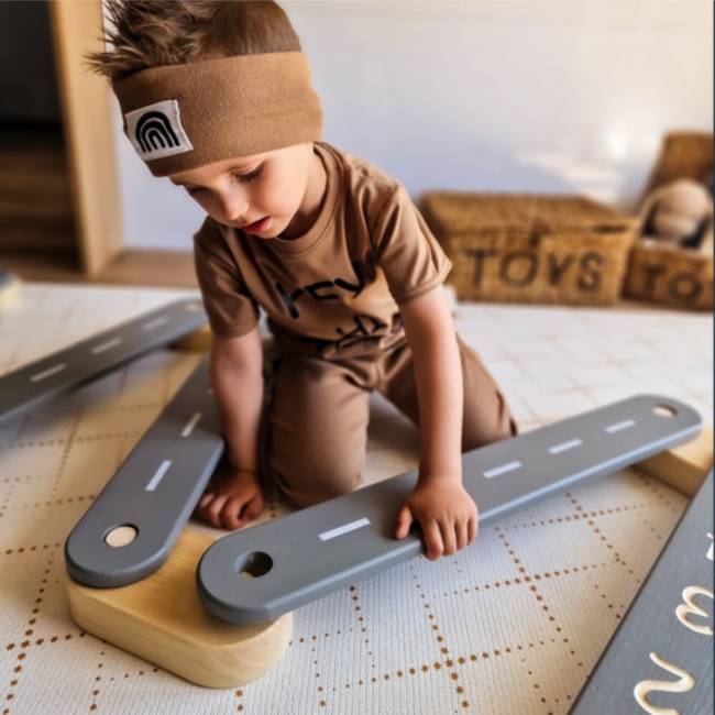 5-piece balance beam in white – encourages creativity, balance and motor skills in children