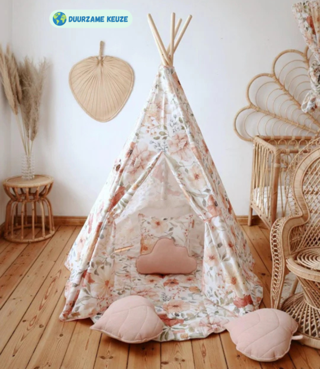 Gewatteerd vloerkleed kinderkamer met bloemenprint uit de Flower Power collectie