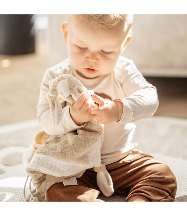 Zacht knuffeldoekje in beige voor baby’s, ideaal voor geborgenheid en troost