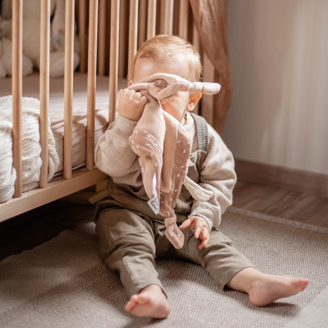 Zacht knuffeldoekje in bruin voor baby’s, ideaal voor geborgenheid en troost