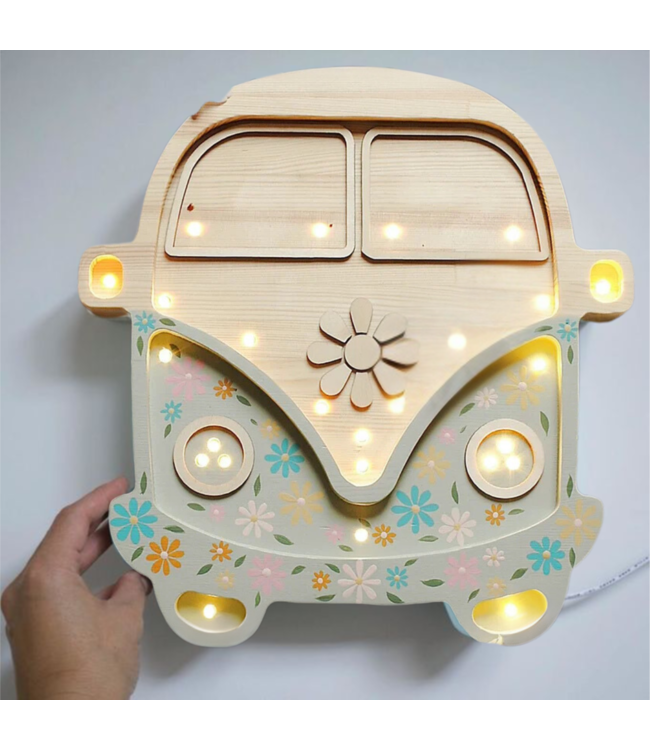 Handgemaakte houten Volkswagen bus nachtlamp – retro eyecatcher voor de kinderkamer