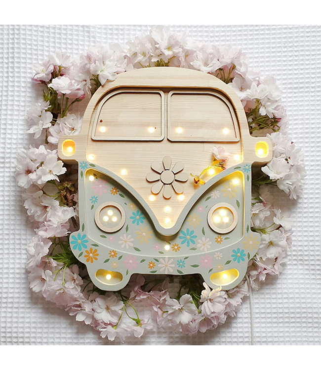 Handgemaakte houten Volkswagen bus nachtlamp – retro eyecatcher voor de kinderkamer