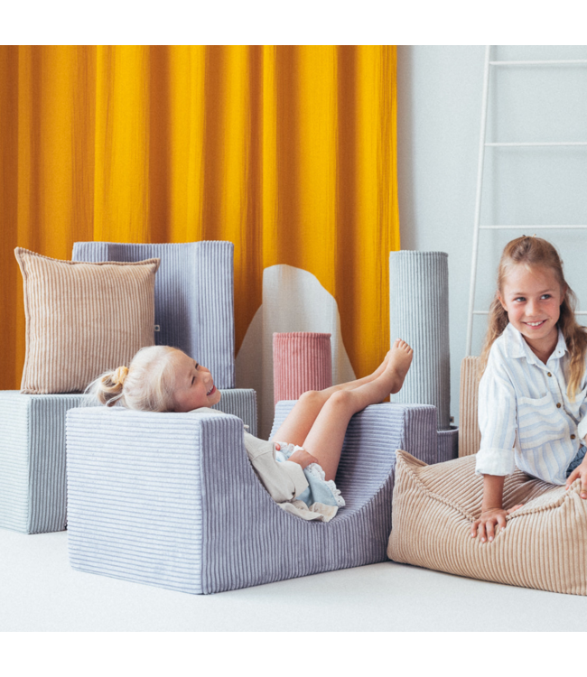 Beige corduroy sierkussen – duurzaam, wasbaar en stijlvol comfort