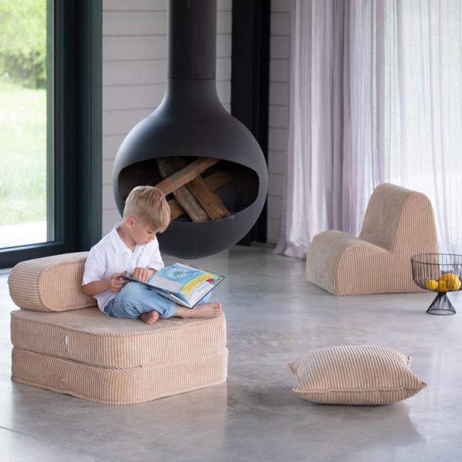 Beige corduroy sierkussen – duurzaam, wasbaar en stijlvol comfort