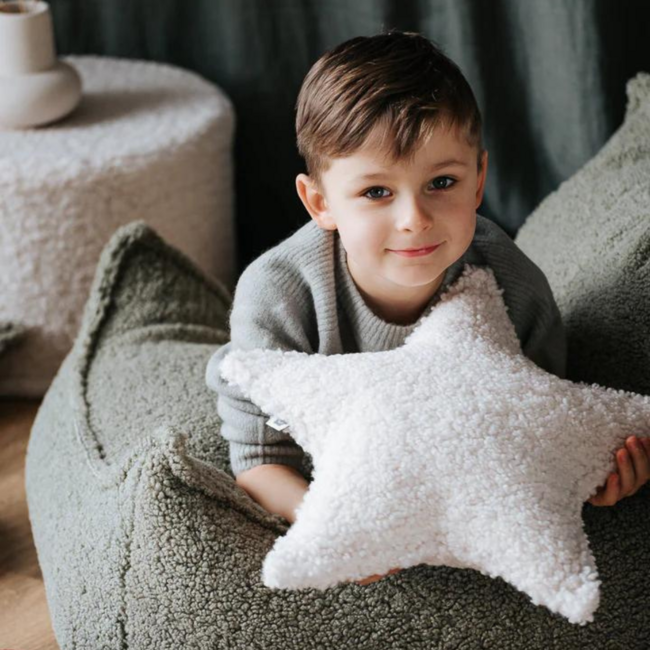 Cream ster kussen van zachte teddystof – speels en comfortabel