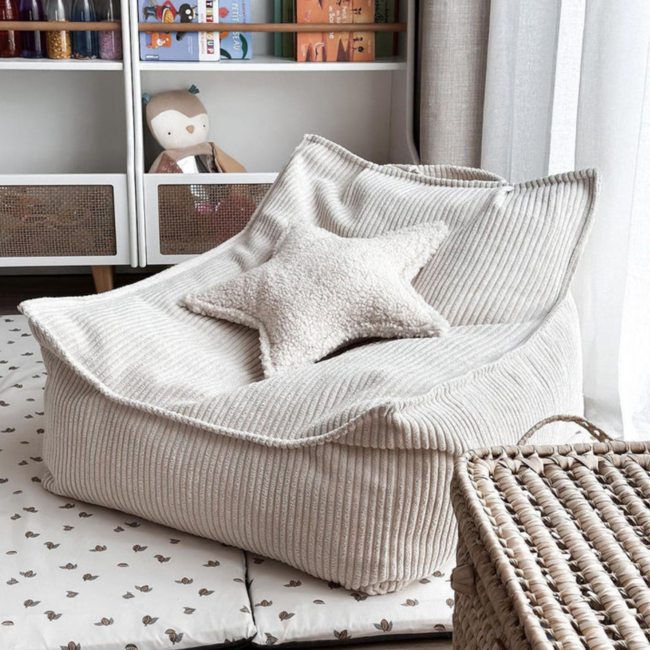 Cream ster kussen van zachte teddystof – speels en comfortabel