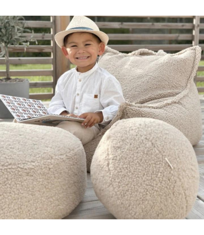 Beige balkussen van zachte teddystof – comfortabel en duurzaam voor kinderen