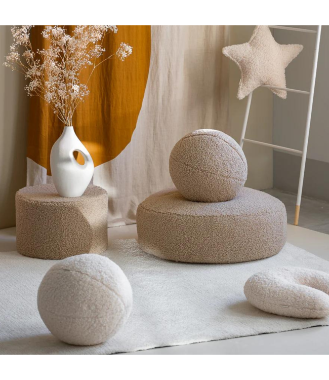 Cream balkussen van zachte teddystof – comfortabel en duurzaam voor kinderen