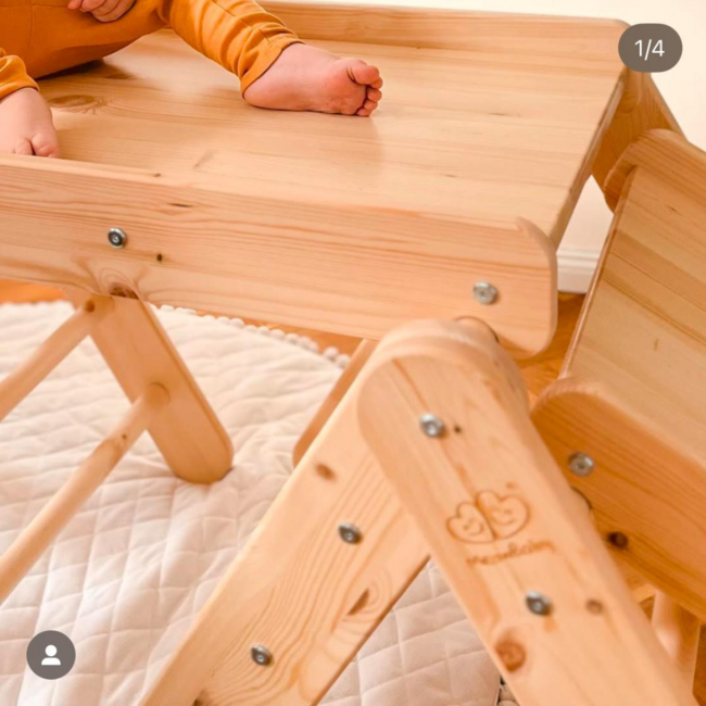 Kletterdreieck mit Rutsche und Kletterwand in Weiß – Anspruchsvolles Indoor-Spielgerät