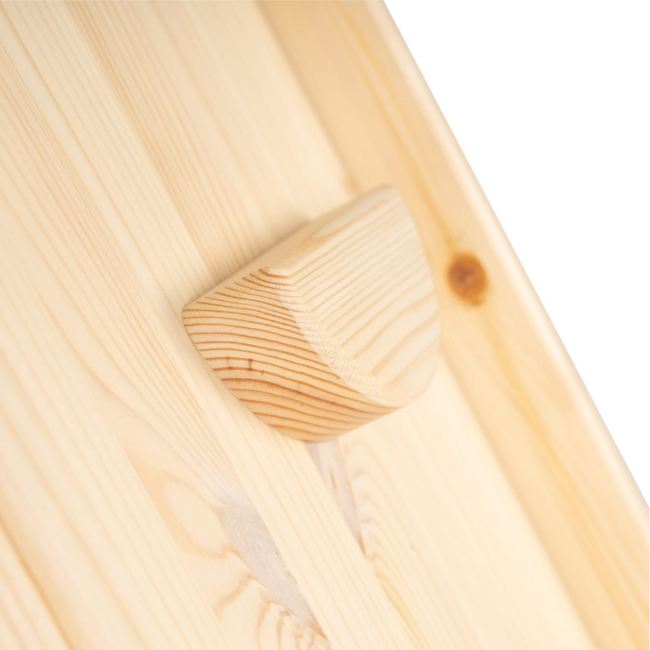 Kletterdreieck mit Rutsche und Kletterwand in Natur – Anspruchsvolles Indoor-Spielgerät