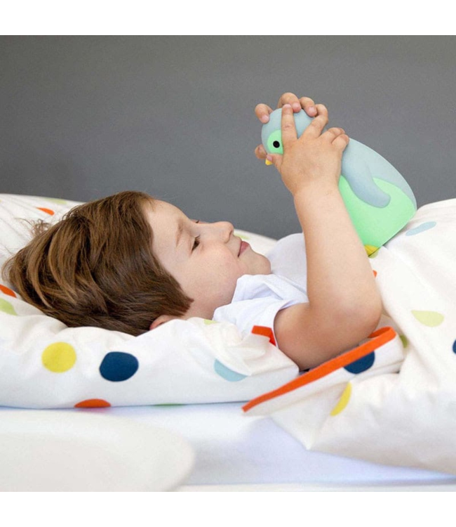 Slaaptrainer pinguïn Pam in blauw – helpt kinderen rustiger slapen