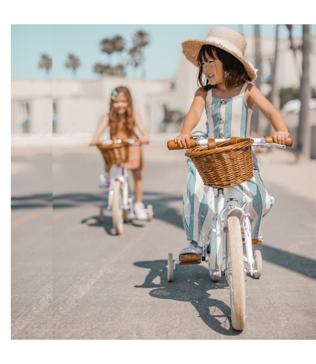 Kinderfiets 16 inch wit met mand, zijwieltjes en verstelbaar stuur