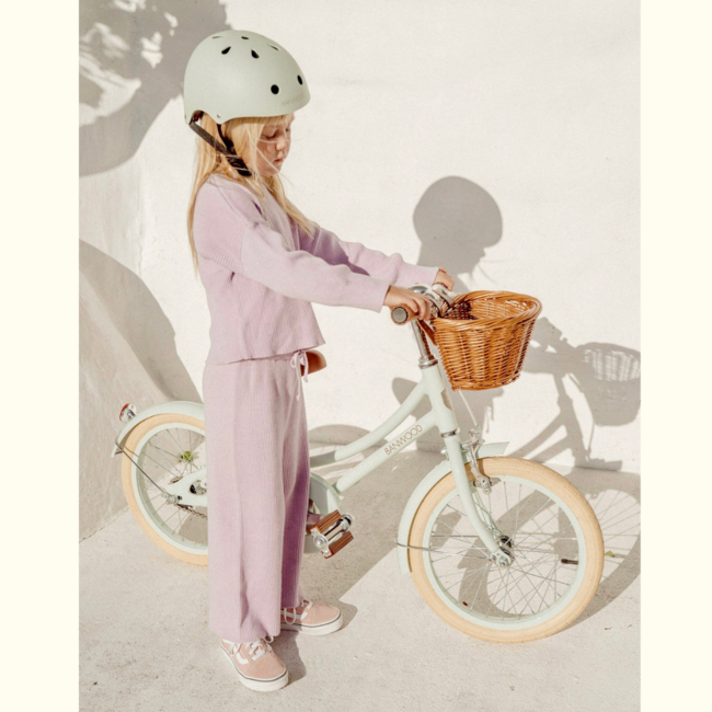 6 inch kids’ bike in mint green with sturdy design and cheerful look