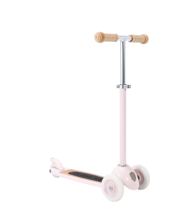 Roze microstep met mandje en 3 wielen voor kinderen