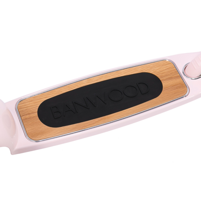 3-wheel kids scooter in pink – stable and safe for little riders