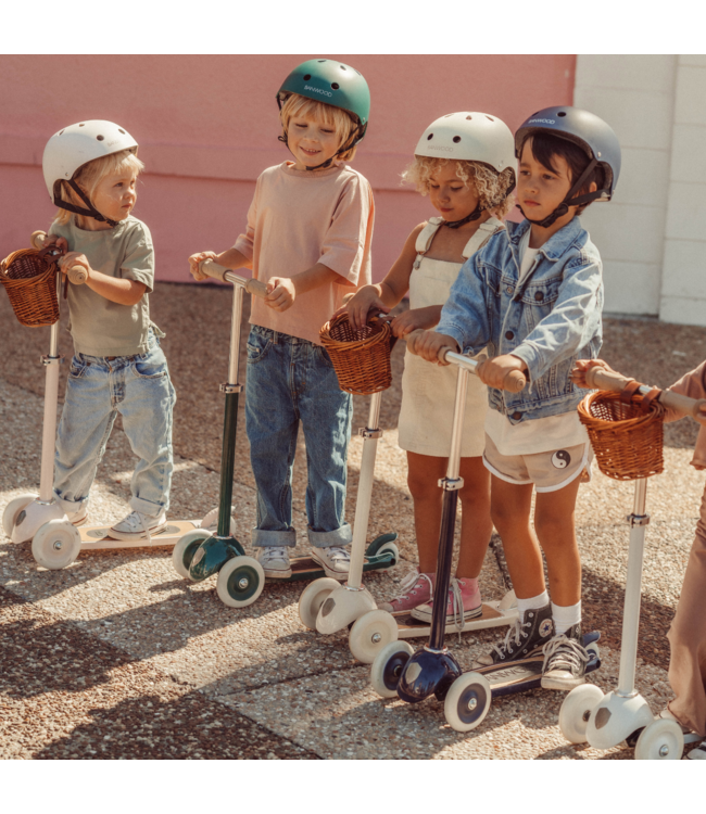 Navy microstep met 3 wielen & rieten mandje