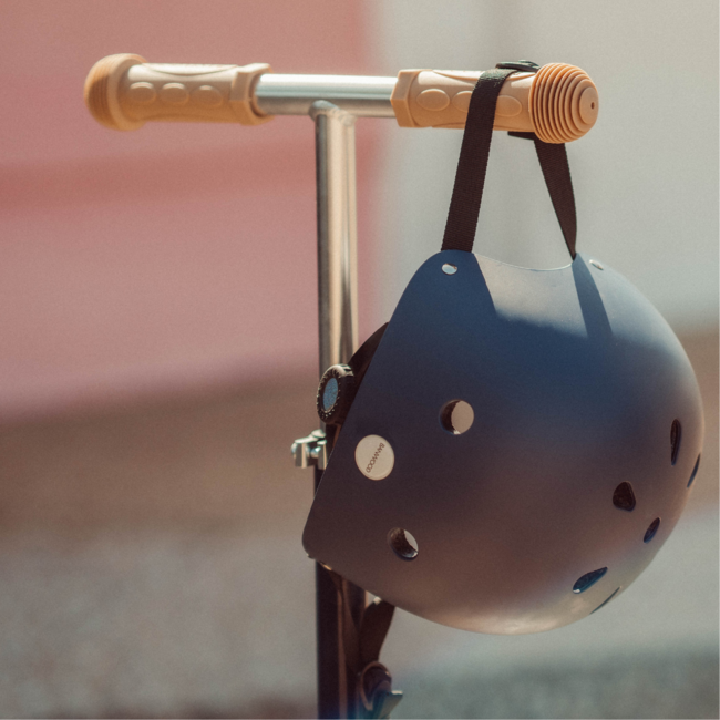 Kids 3-Wheel Scooter in Navy – safe and stylish ride for toddlers