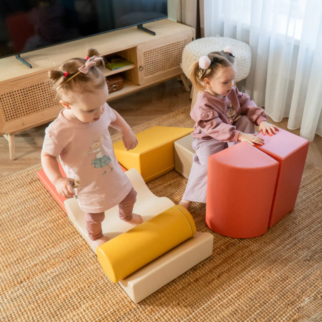 Set de blocs en mousse Discover en rose pastel – blocs de jeu doux pour enfants