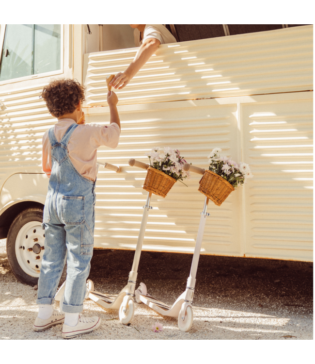 Maxi scooter crème – stijlvol & veilig rijden