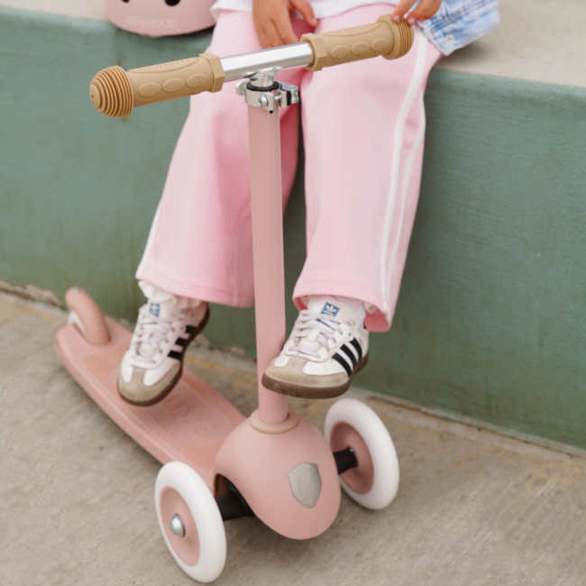 Trottinette 3 Roues Durable en Plastique 100% Recyclé (Dès 3 ans) – Dusty Pink