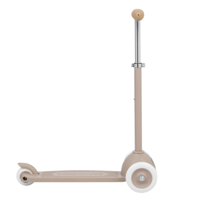 Nachhaltiger 3-Rad Kinderroller aus 100% recyceltem Kunststoff (Ab 3 Jahren) – Beige