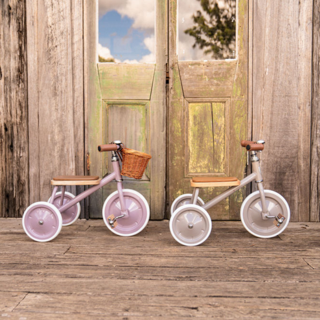 Vintage driewieler voor kinderen met mandje | Dusty Roze, veilig en duurzaam