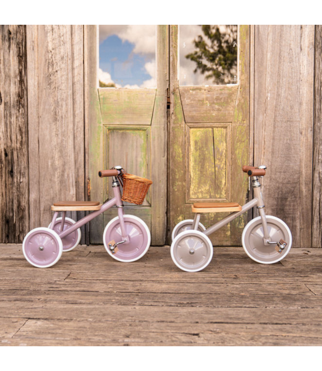 Driewieler in dusty roze