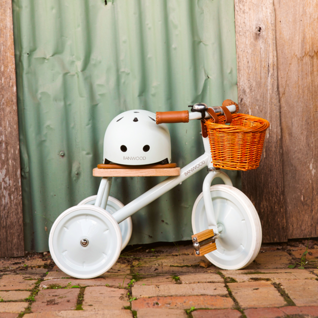 Vintage driewieler voor kinderen met mandje | Pale Mint, veilig en duurzaam