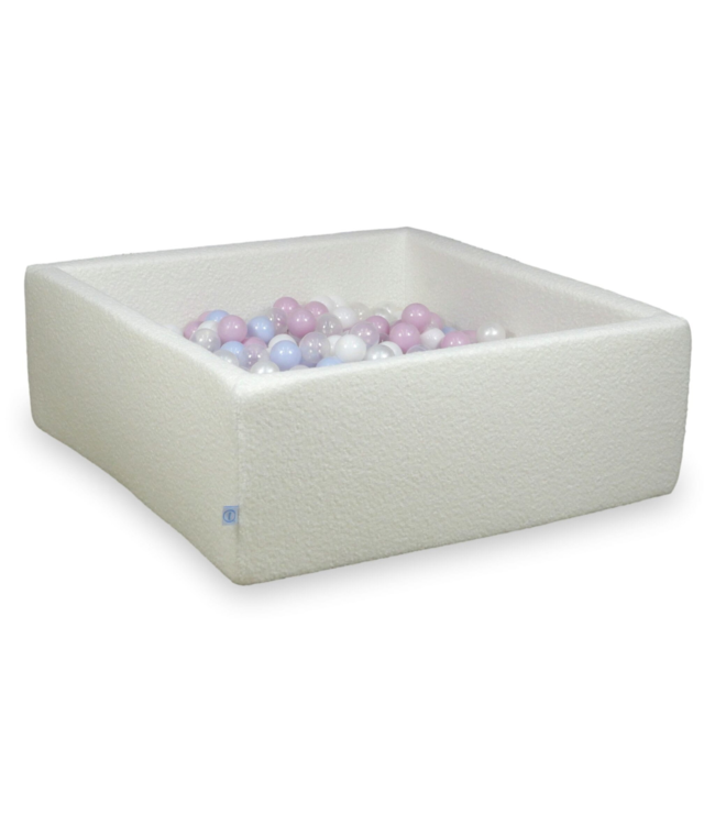 Vierkante witte ballenbak van zachte teddy stof met 600 ballen – stijlvol en veilig speelplezier voor kinderen