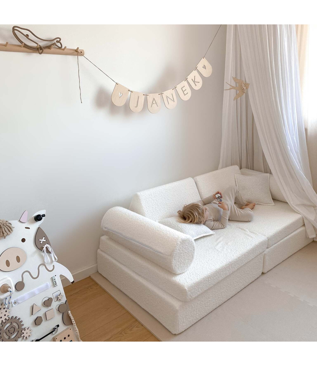 Zachte witte Montessori speelbank van teddystof