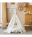 Boho tipi tent met tule en fairy details in ecru – magisch speelplekje voor kinderen