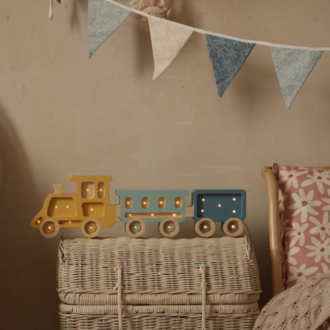 Trein kinderlamp met 2 wagonnen in geel en blauw
