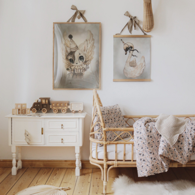 Holz-Nachtlampe in Zugform, Coffee Cream – Handgefertigte Stimmungsbeleuchtung für Kinderzimmer oder Spielbereich