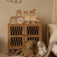 Houten tractor lamp in coffee cream – handgemaakte sfeerverlichting voor kinderkamer of speelruimte
