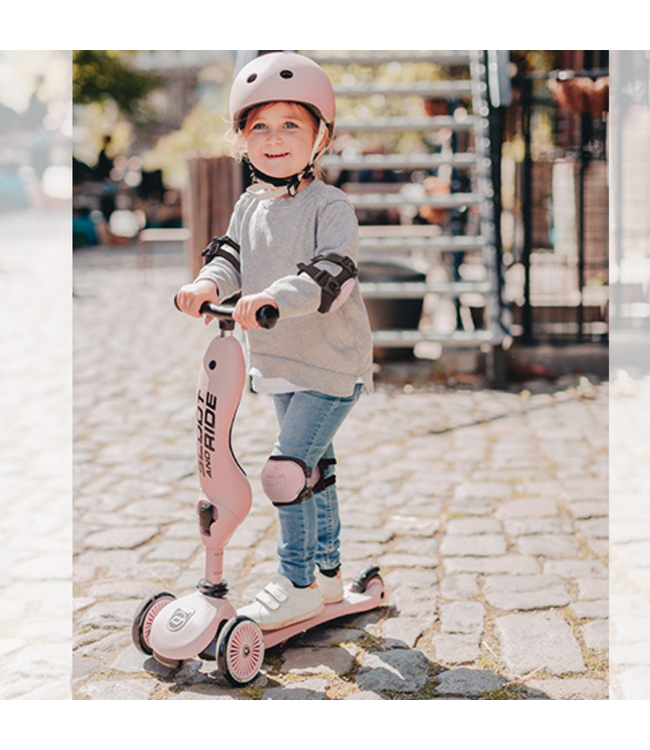 Roze beschermset voor kinderen – maat S voor buitenspel