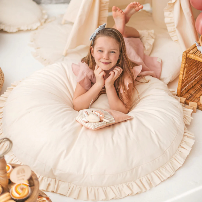 Oversized vloerkussen met rushes voor kinderkamer | Ecru