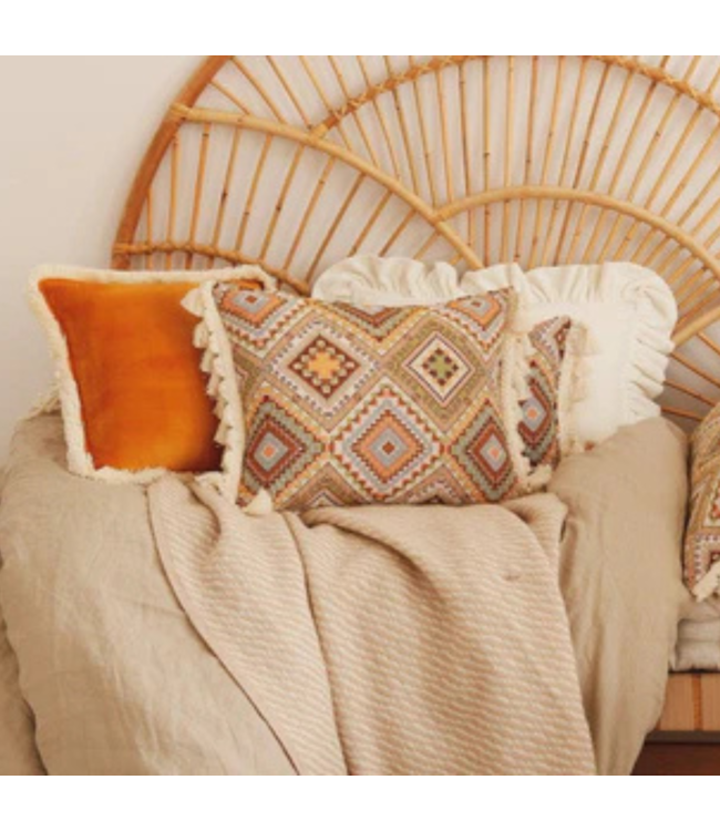 Sierkussen met boho franjes – sfeervol en zacht kussen uit de Boho Tribe collectie