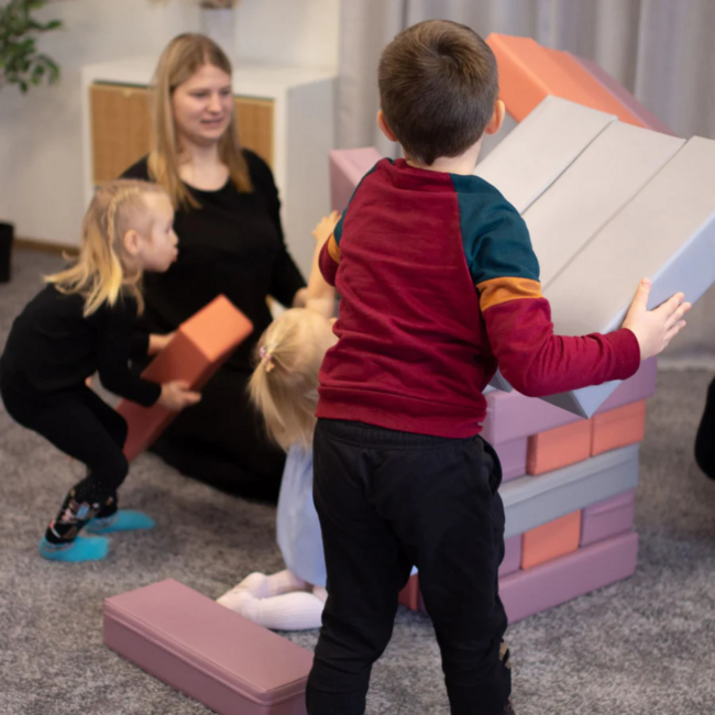 Softplay Tumbling Tower foamblokken – 30-delig, zachte blokken in pastel pink