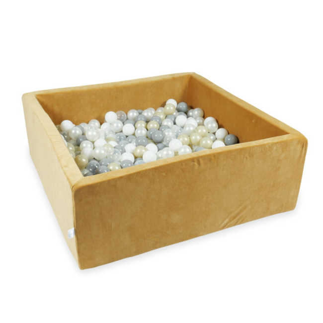 Bac à Balles Carré en Velours Doux | Caramel, 600 balles pour le plaisir des enfants